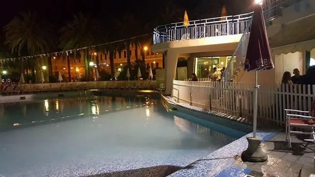 Apartment Casa Vicino Alla Spiaggia 6 Genoa Italy